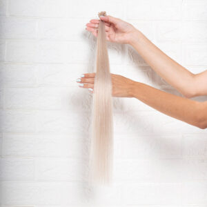 U-Tip Hair Extensions Ίσια Remy 8A – 60εκ. (22″) – Ξανθό Πολύ Ανοιχτό Ψυχρό
