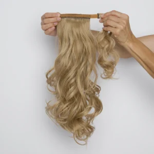 Αλογοουρά (Ponytail) Συνθετική Σπαστή Thermofiber – 50εκ. (18″) – Ξανθό Καραμελέ