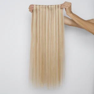 Τρέσα Φυσική Ίσια Remy 8A με Clips – 70εκ. – Δίχρωμο Ξανθό Σκούρο & Ξανθό Πλατινέ