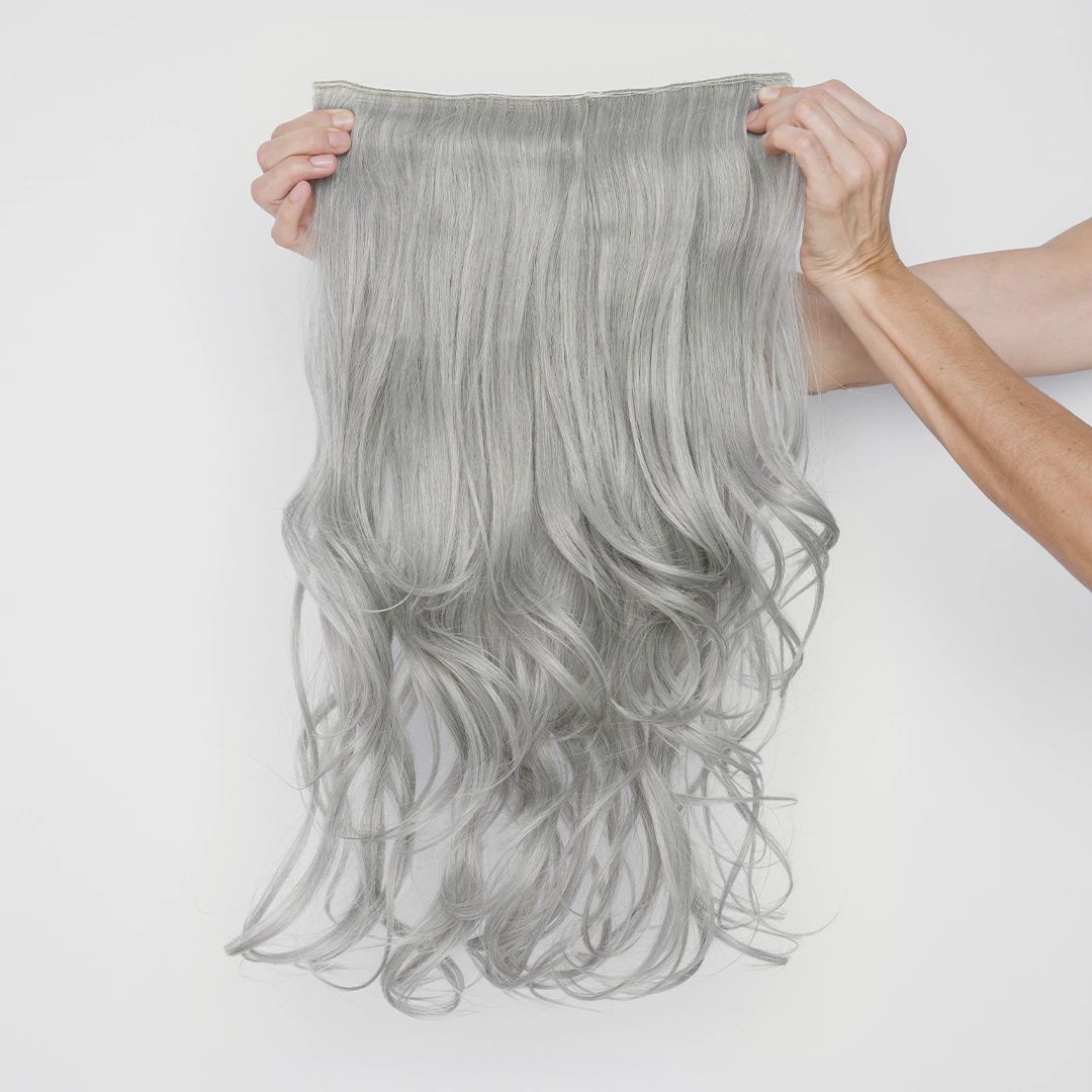 Τρέσα Συνθετική Σπαστή – Clip In – 61εκ. (24″) – Γκρι Ανοιχτό